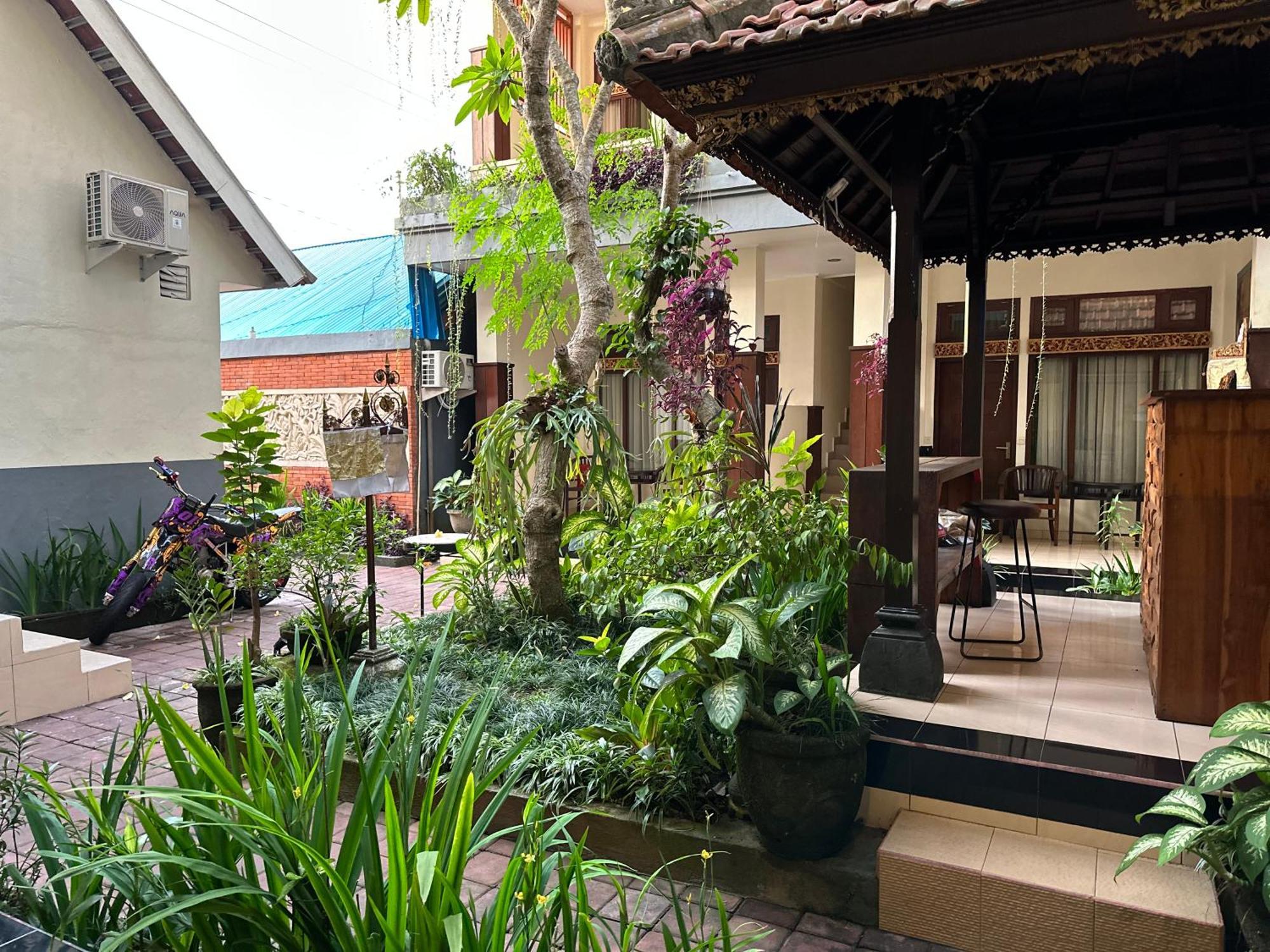 Brata Inn Ubud Exterior foto